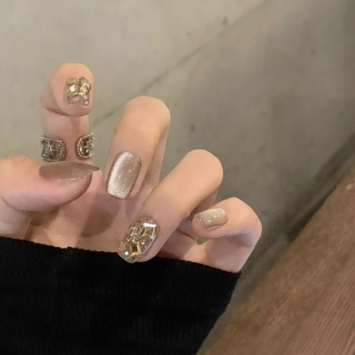 Fearless | Champagne Twinkle Press-On Nails