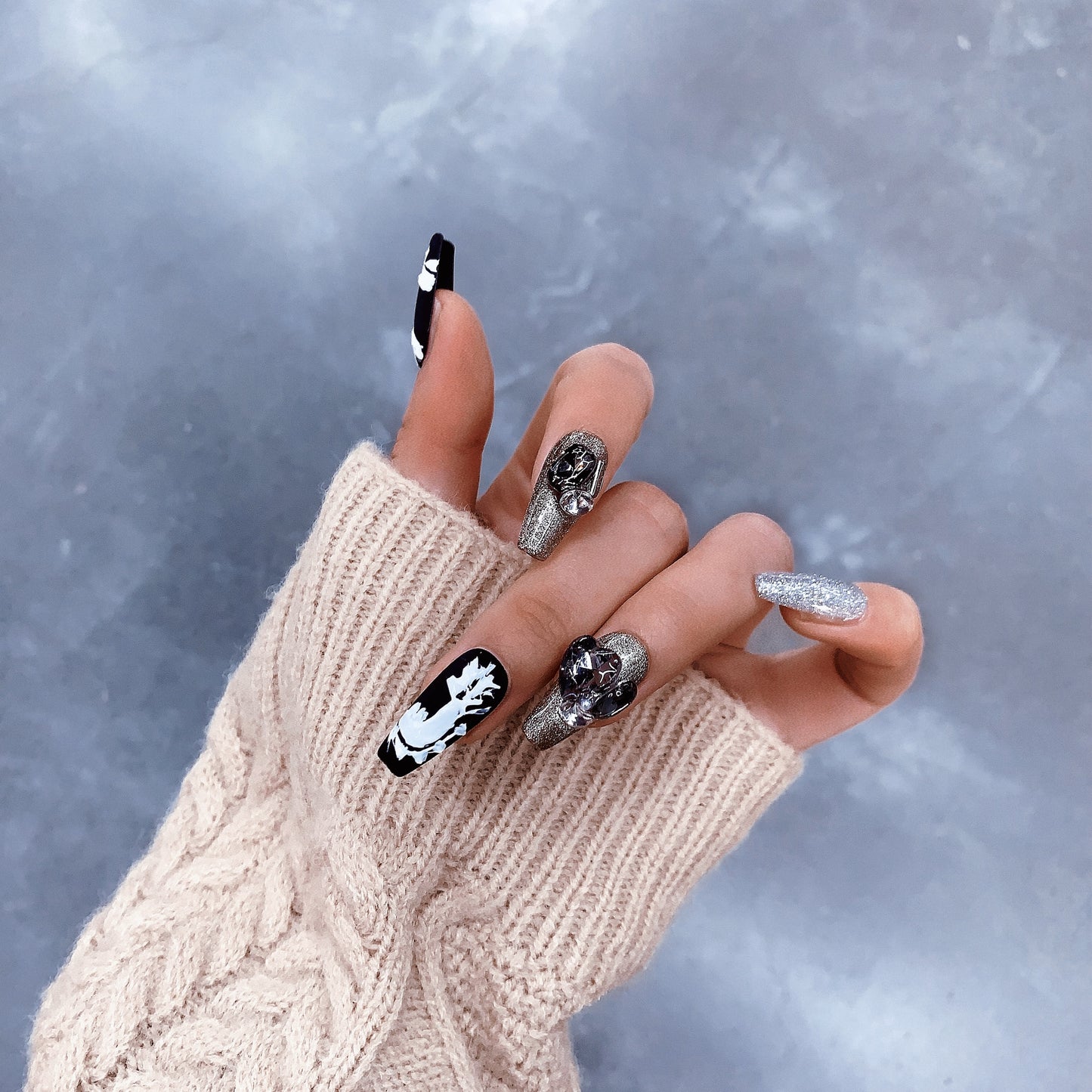 Rebel | Handmade Fairy Dragon Black Gold Press-On Nails