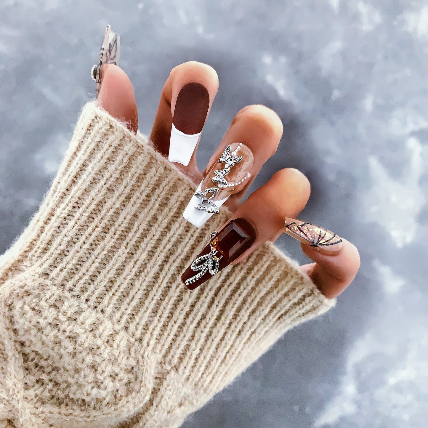 Rebel | Majestic Winter Wonderland Press-On Nails