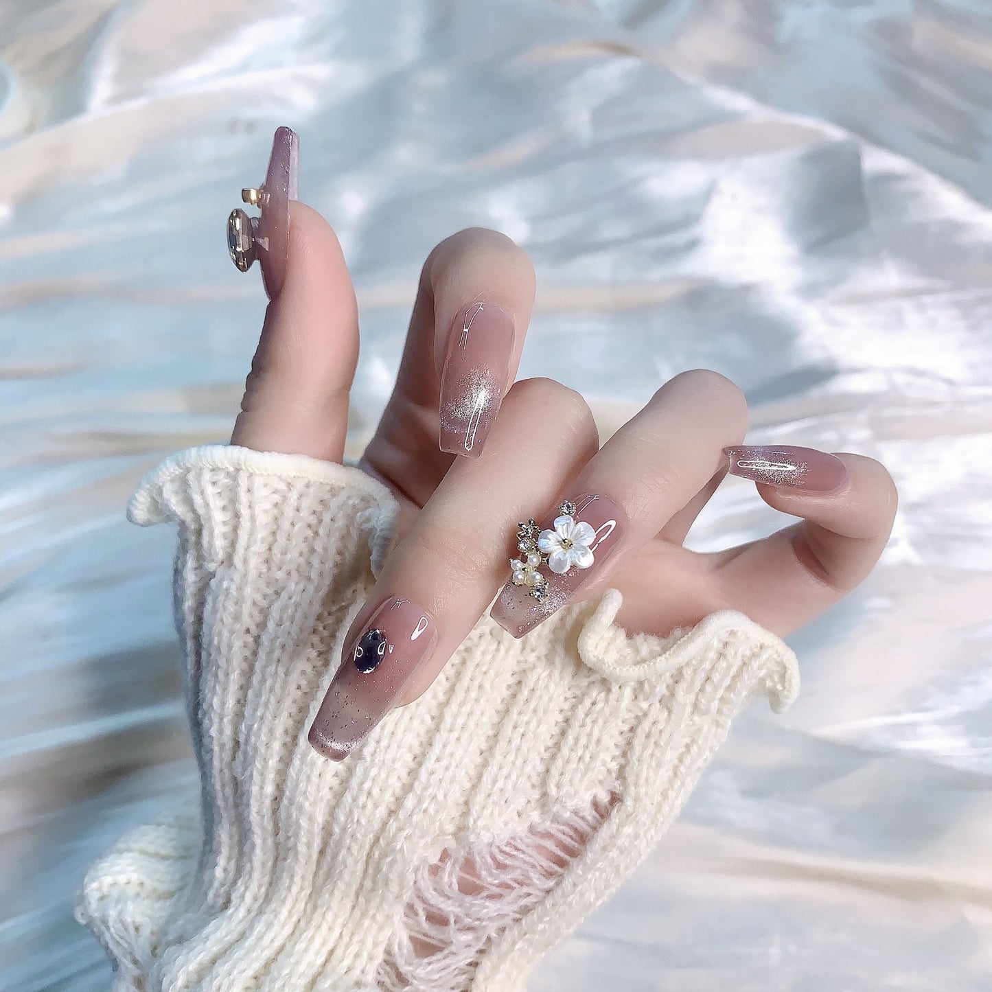 Lover | Handmade French Cat-Eye Camellia Blossom Press-On Nails